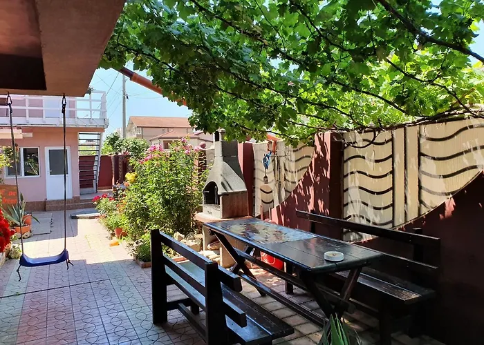 Casa Ultraviolet Năvodari