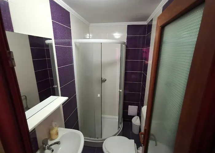 Casa Ultraviolet 3* Năvodari