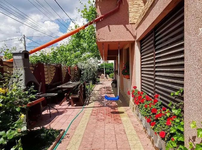 Pensión Casa Ultraviolet Năvodari