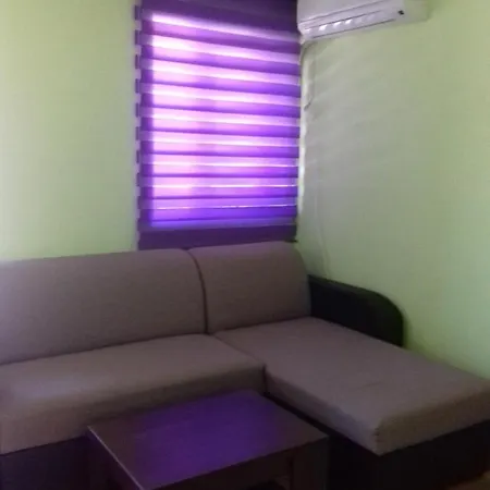 Casa Ultraviolet 3*