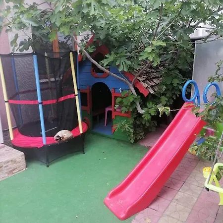 Casa Ultraviolet Guest house Navodari