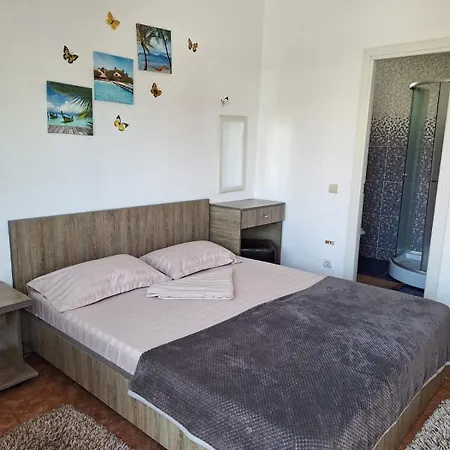 Casa Ultraviolet Guest house 3*