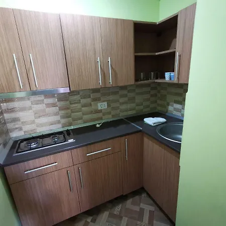 Casa Ultraviolet 3*