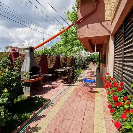 Casa Ultraviolet Casa de hóspedes 3*